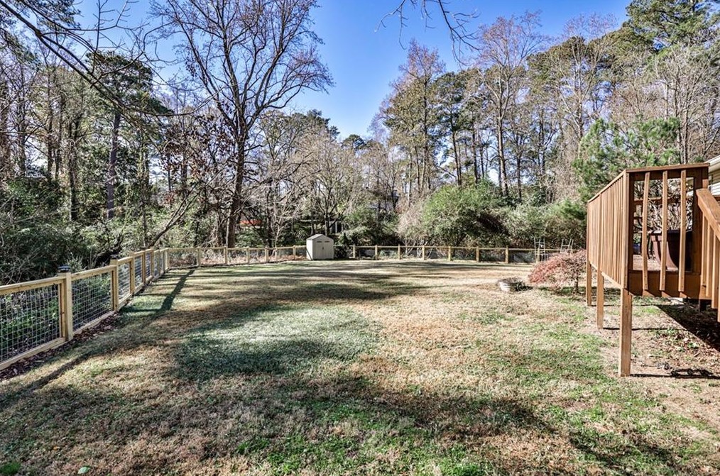 1681 Wayland Cir, Atlanta GA  30319-3609 exterior