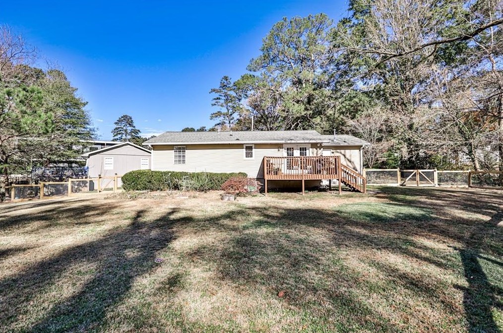 1681 Wayland Cir, Atlanta GA  30319-3609 exterior