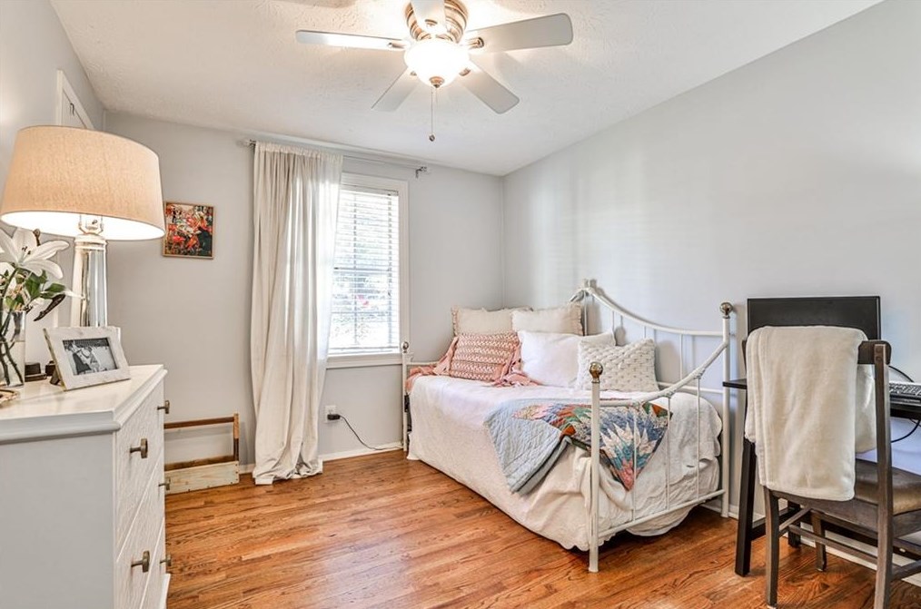 1681 Wayland Cir, Atlanta GA  30319-3609 exterior