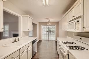 5683 Riverside Walk Dr - Photo 11