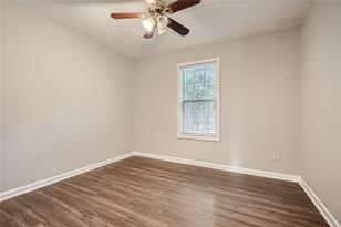 5683 Riverside Walk Dr - Photo 21