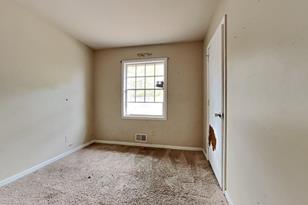 5888 Oakleaf Dr - Photo 9