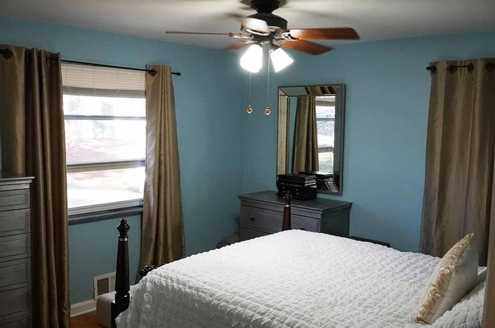 1599 Springbrook Dr, Decatur GA  30033-1819 exterior