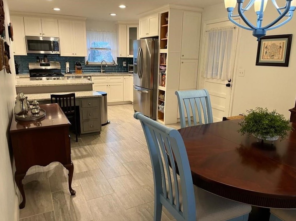 1599 Springbrook Dr, Decatur GA  30033-1819 exterior