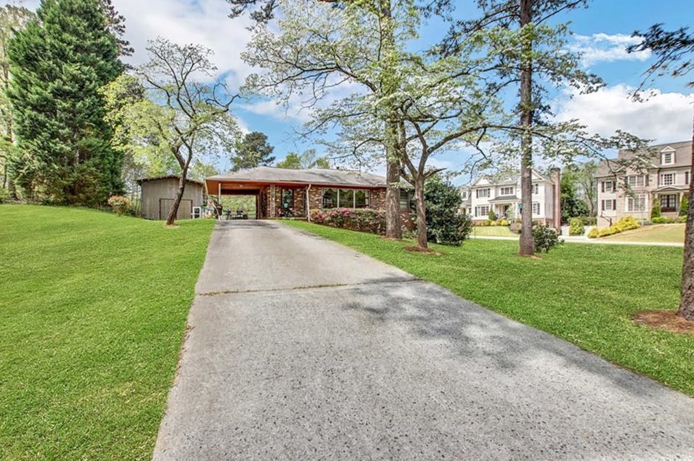 3702 Spring Hill Rd, Smyrna GA  30080-4654 exterior