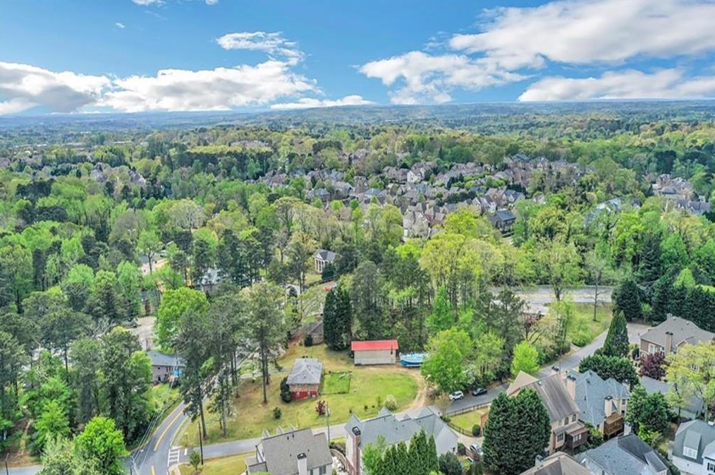 3702 Spring Hill Rd, Smyrna GA  30080-4654 exterior