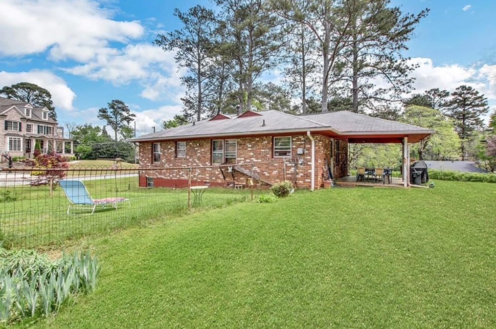 3702 Spring Hill Rd, Smyrna GA  30080-4654 exterior