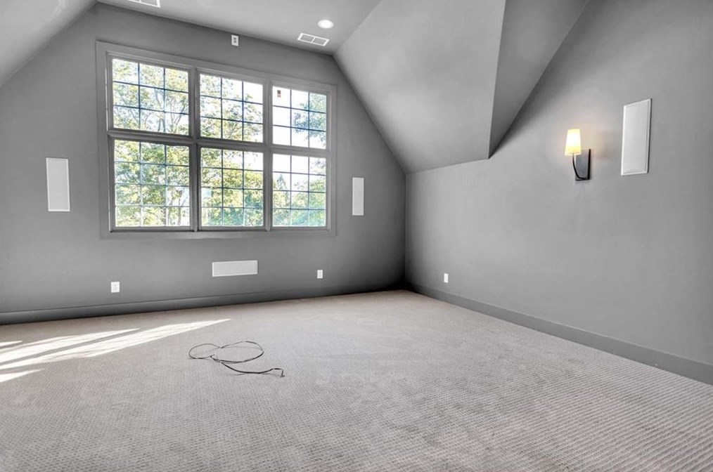 2465 Dixie Ave, Smyrna GA  30080-2159 exterior