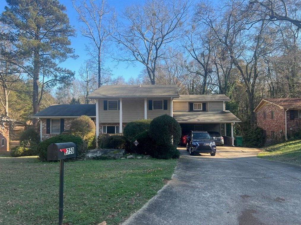 2750 Rainbow Forest Dr, Decatur GA  30034-1926 exterior