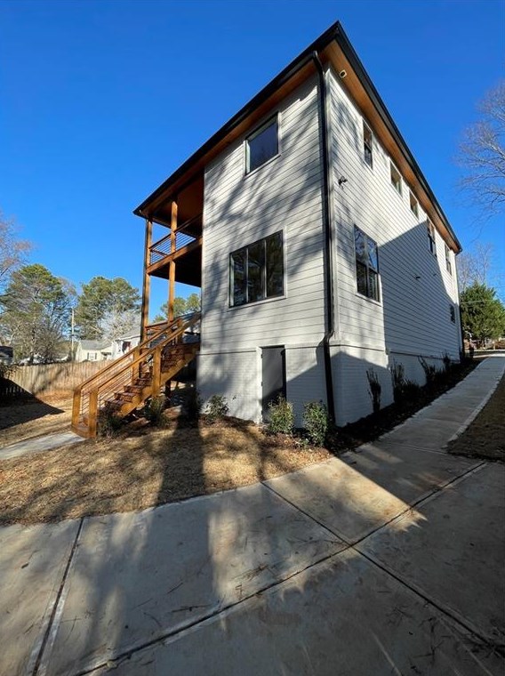 1355 Oldfield Rd, Decatur GA  30030-4551 exterior