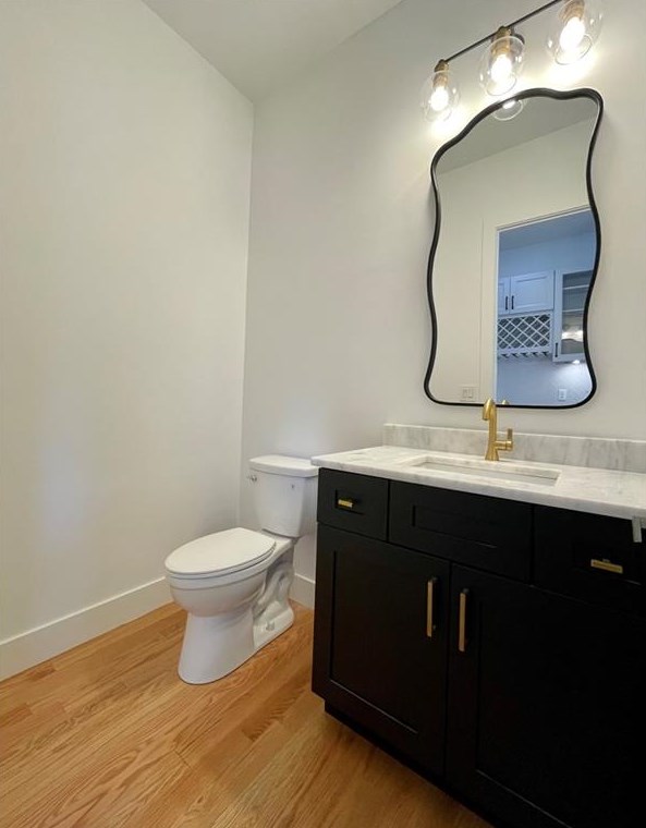 1355 Oldfield Rd, Decatur GA  30030-4551 exterior