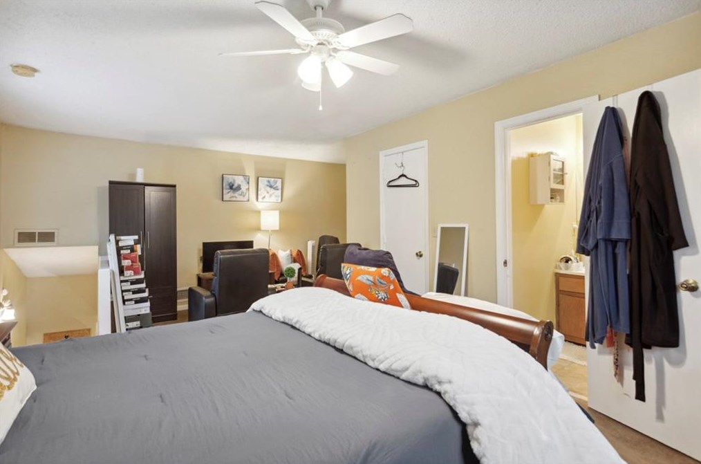 1651 Wynndowne Trl, Smyrna GA  30080-2479 exterior