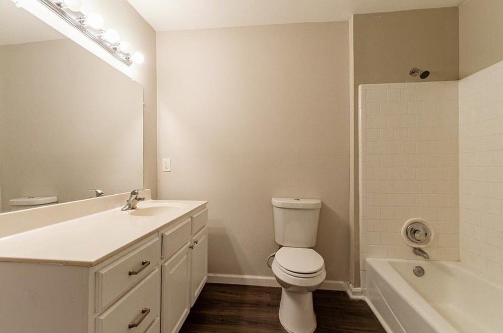 1511 Planters Ridge Ln, Alpharetta GA  30004-8541 exterior