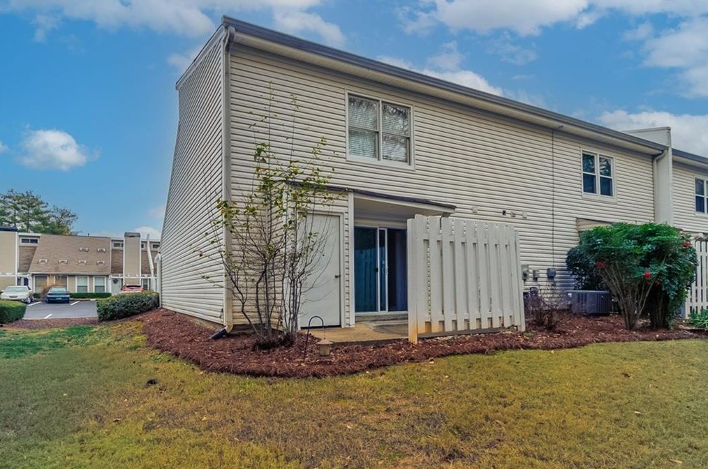 1511 Planters Ridge Ln, Alpharetta GA  30004-8541 exterior