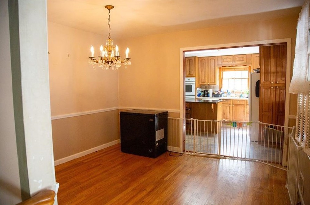 2525 Overlook Dr, Atlanta GA  30344-2026 exterior