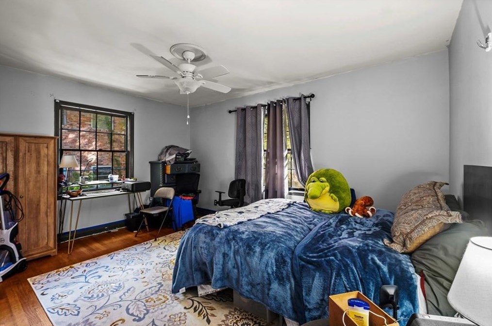 2525 Overlook Dr, Atlanta GA  30344-2026 exterior