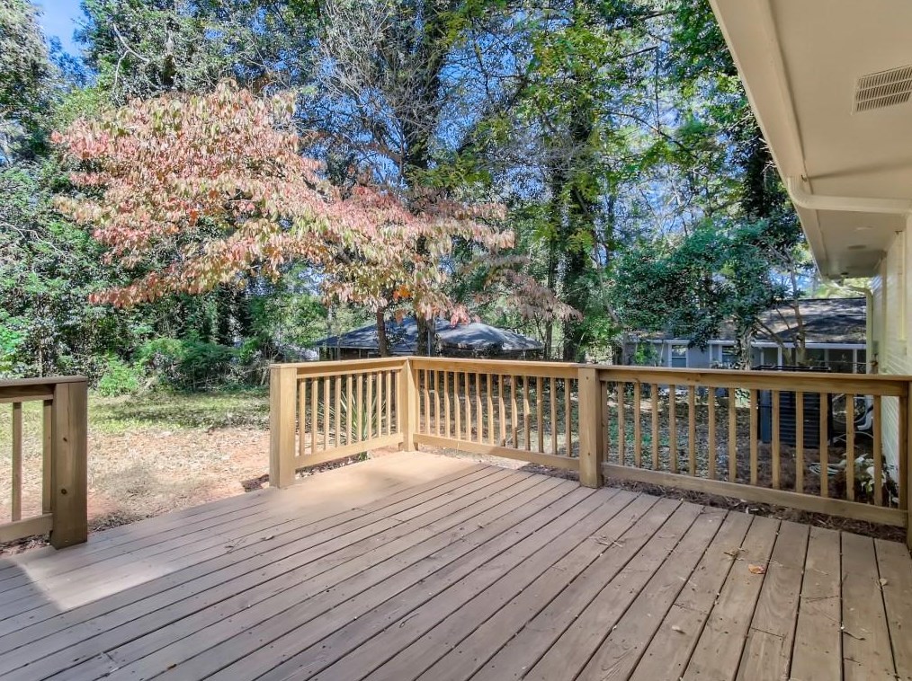 2156 Trailwood Rd, Decatur GA  30032-5338 exterior