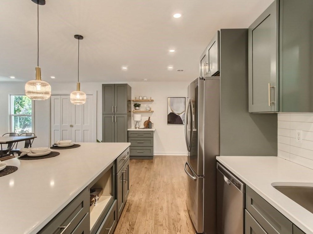 2156 Trailwood Rd, Decatur GA  30032-5338 exterior