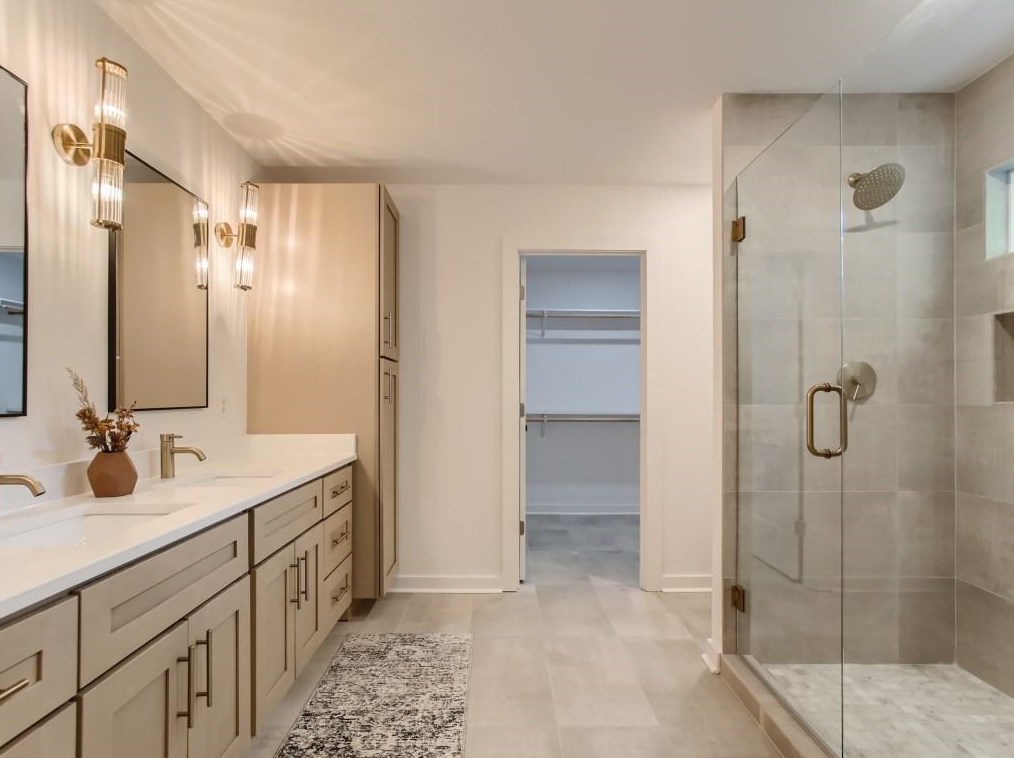 2156 Trailwood Rd, Decatur GA  30032-5338 exterior