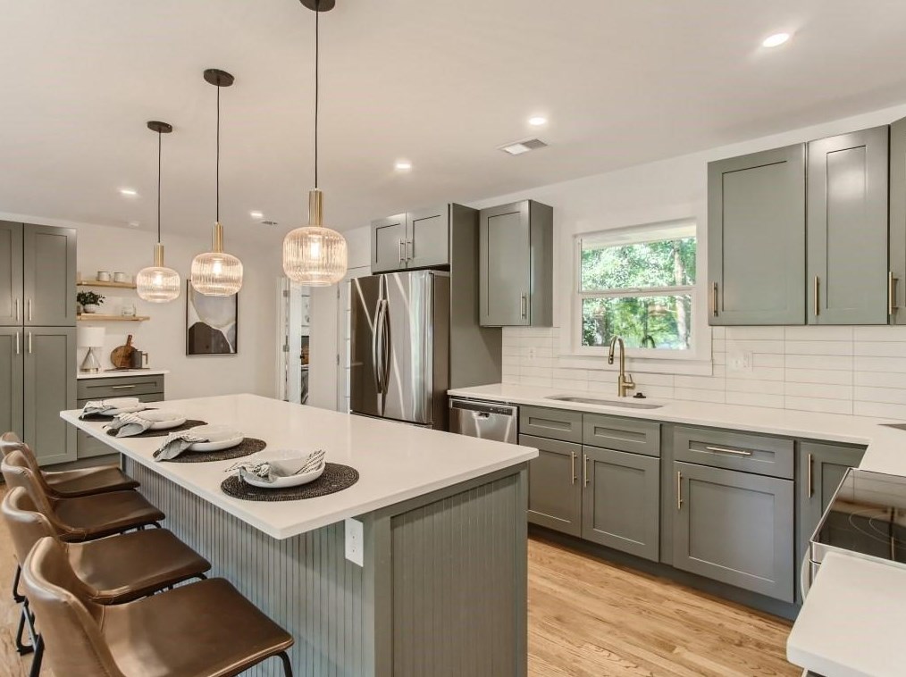 2156 Trailwood Rd, Decatur GA  30032-5338 exterior