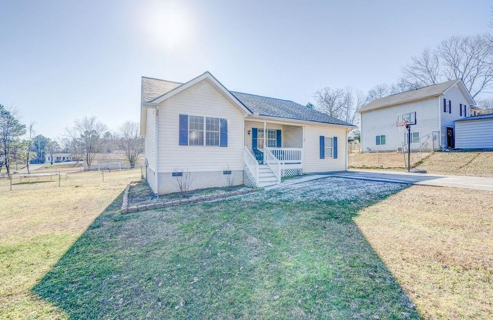 123 Frix Ln, Calhoun GA  30701-4363 exterior