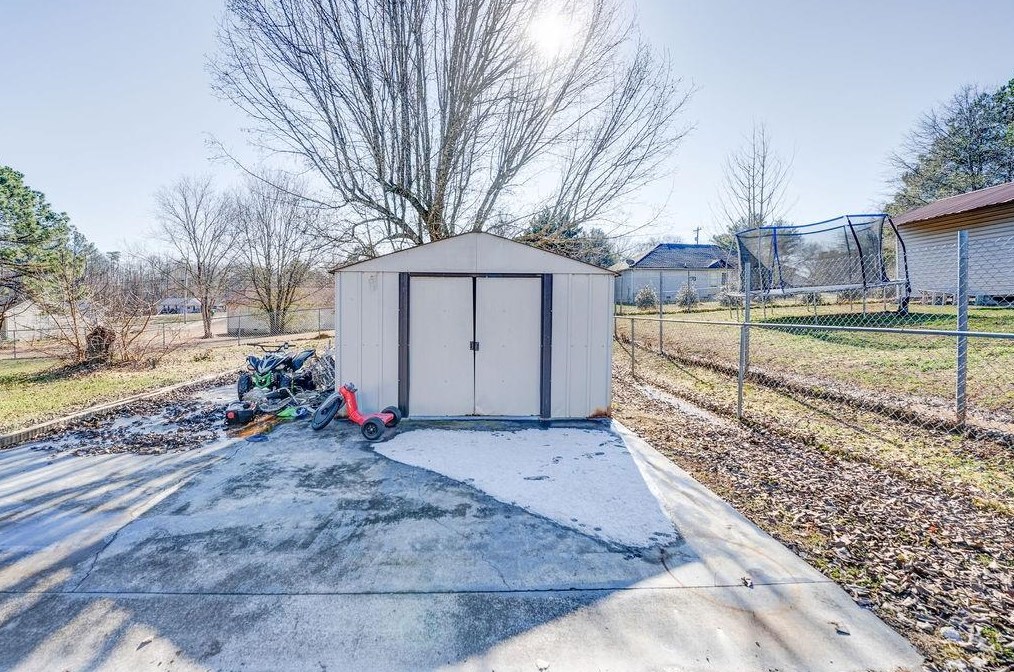 123 Frix Ln, Calhoun GA  30701-4363 exterior