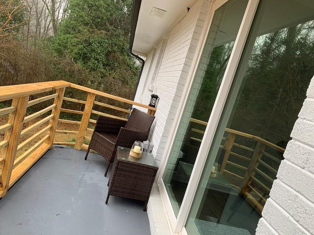 1908 Creekside Ct, Decatur GA  30032-4926 exterior