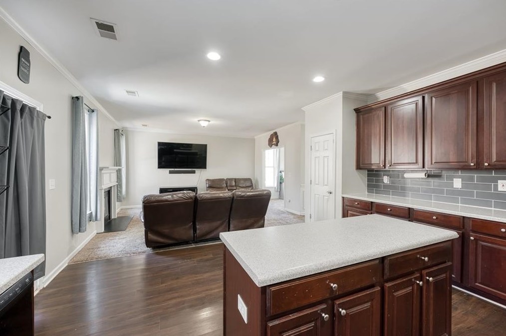 2467 Peach Shoals Cir, Dacula GA  30019-2173 exterior