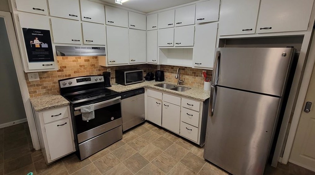 2666 Jamestown Way, Decatur GA  30034-1330 exterior