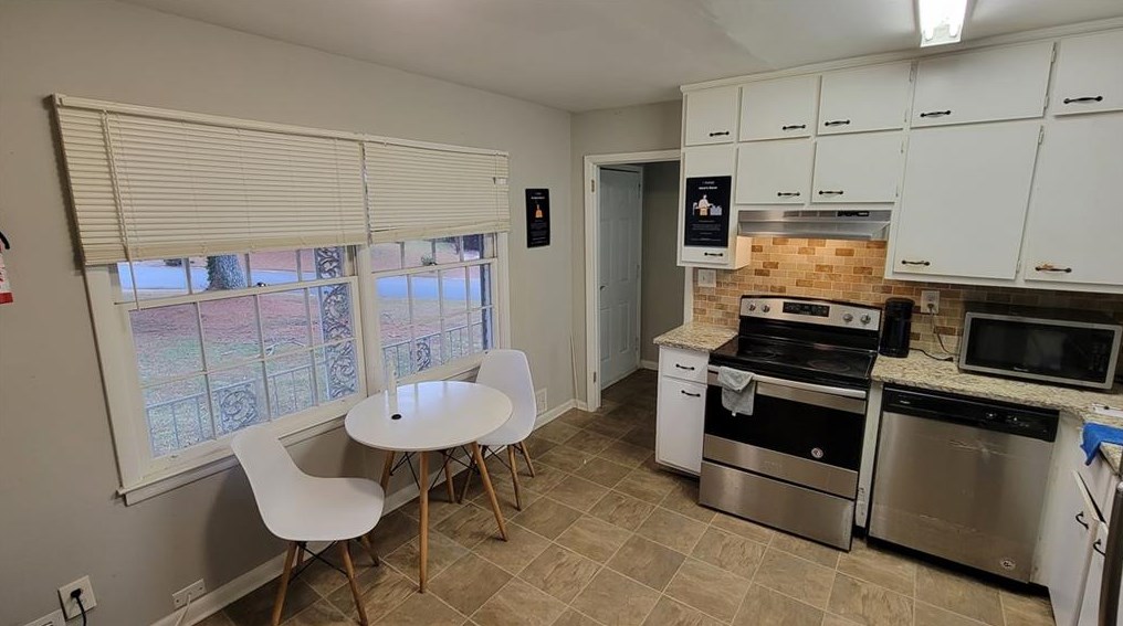 2666 Jamestown Way, Decatur GA  30034-1330 exterior