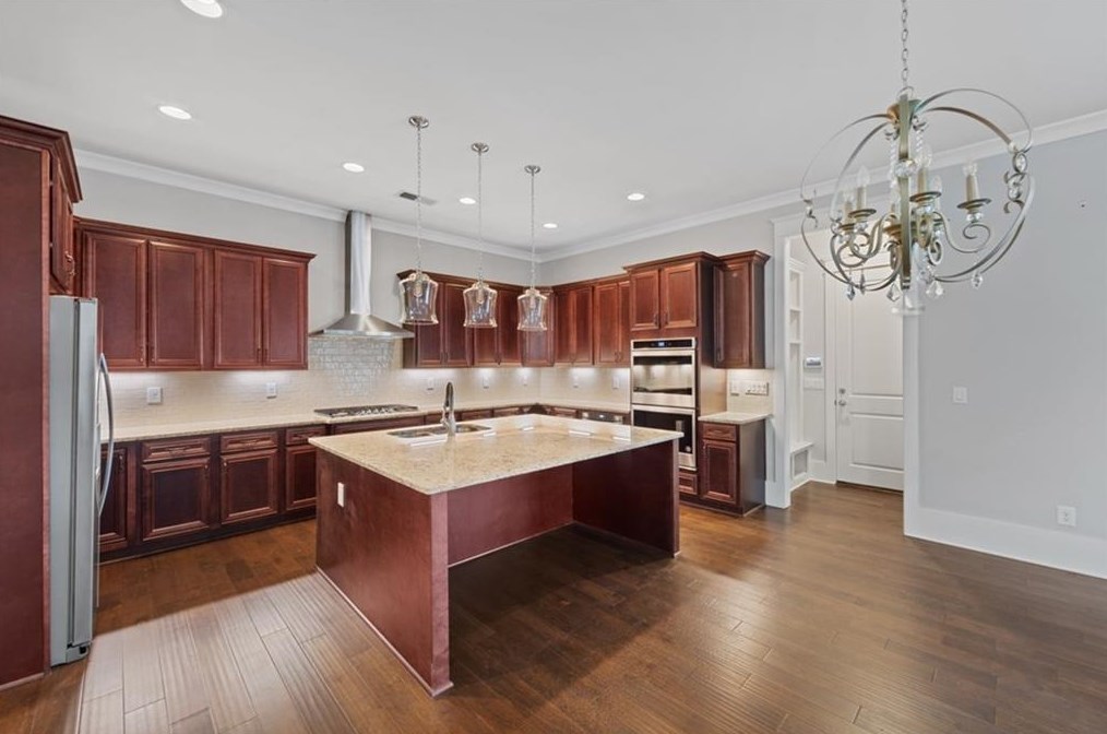 3348 Old Concord Rd, Smyrna GA  30082-2645 exterior