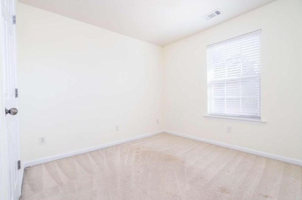 1604 Austin Meadows Dr, Decatur GA  30032-3887 exterior