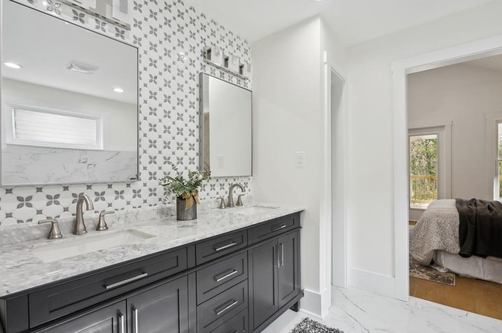 1010 Oakland Dr, Atlanta GA  30310-3838 exterior