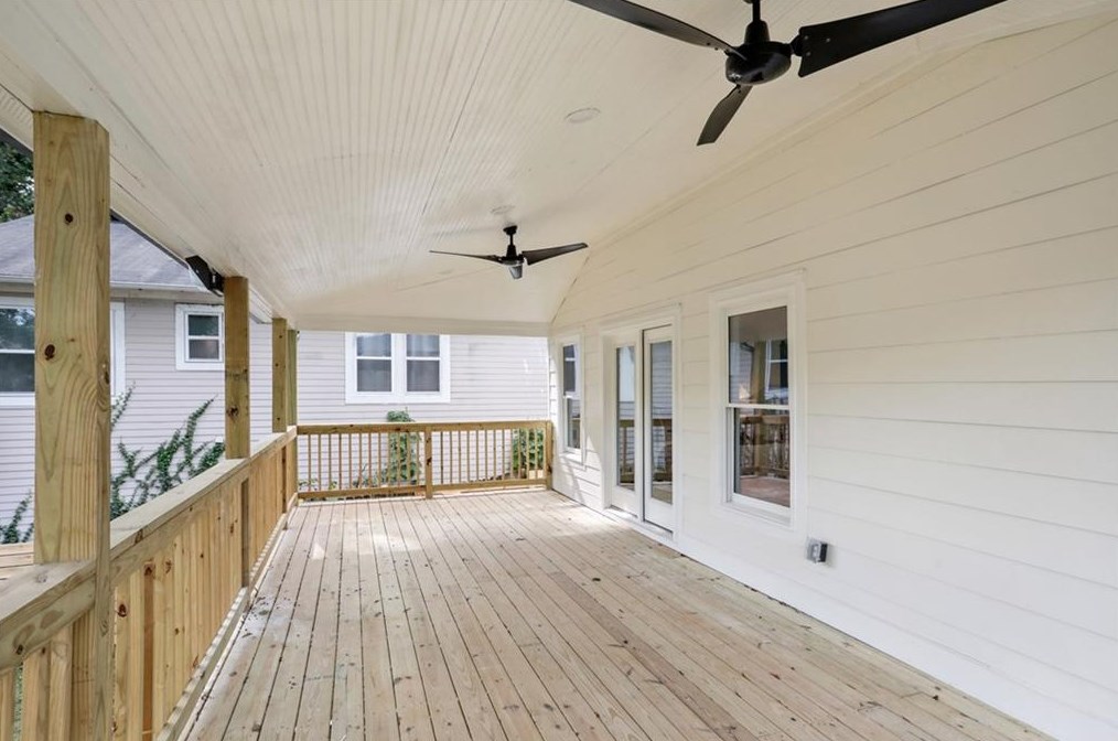 1010 Oakland Dr, Atlanta GA  30310-3838 exterior