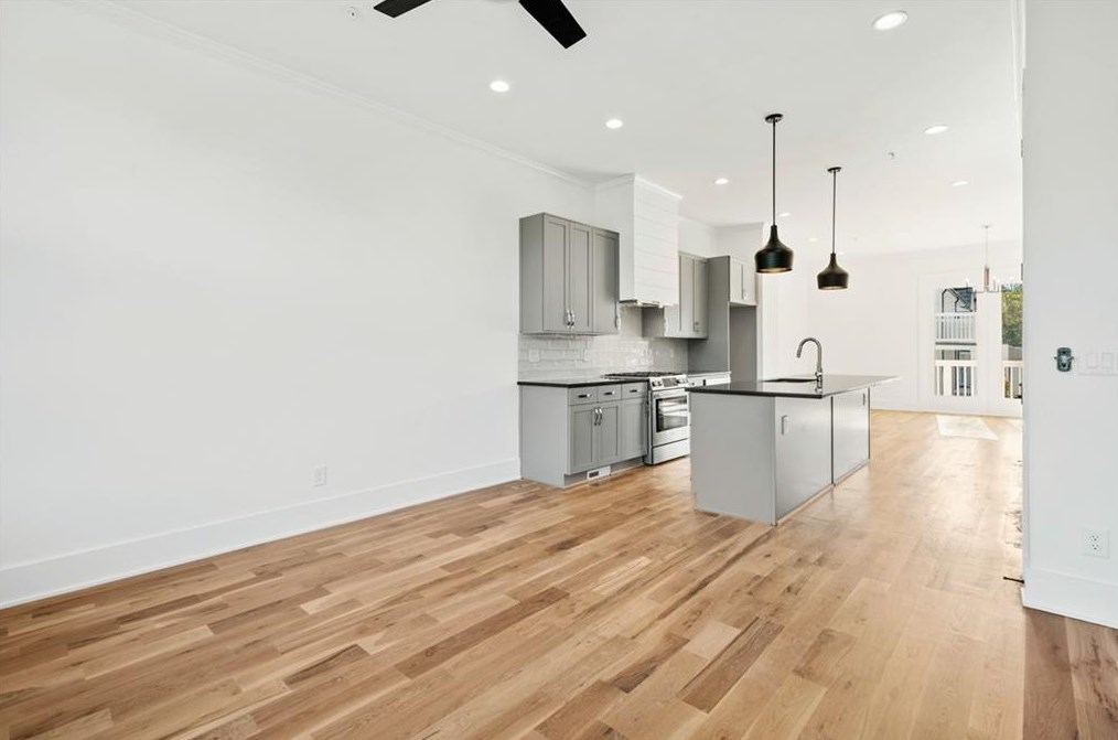 808 College Ave, Decatur GA  30030-3505 exterior