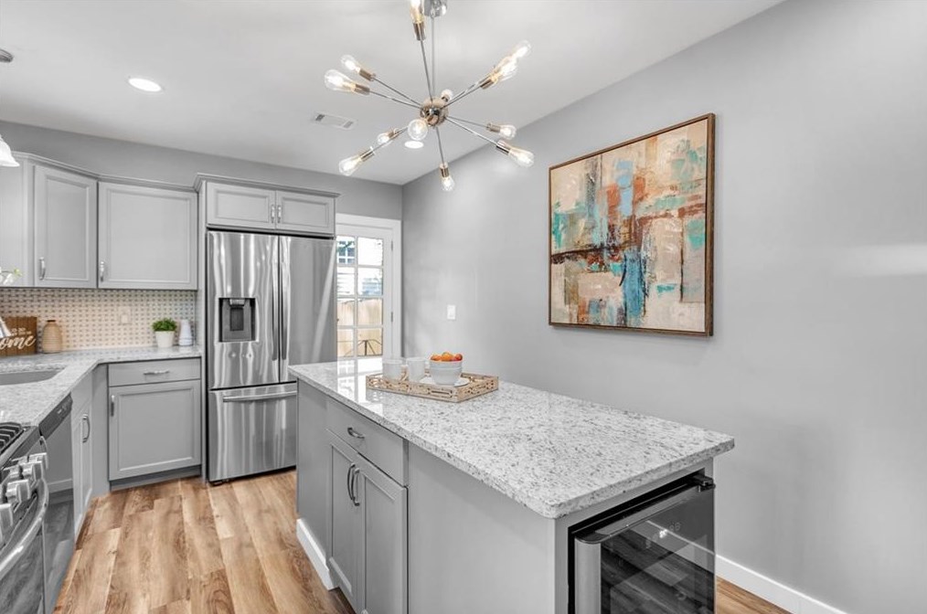 1874 Ridgeland Dr, Decatur GA  30032-4914 exterior