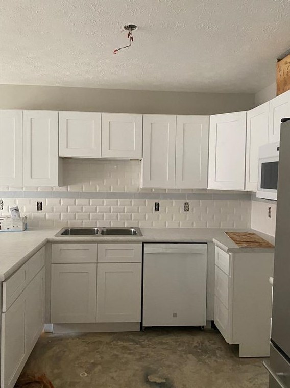 504 Plymouth Ln, Alpharetta GA  30009-3745 exterior