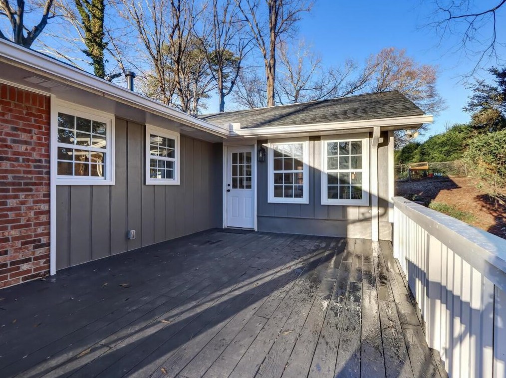 3299 Francine Dr, Decatur GA  30033-3355 exterior