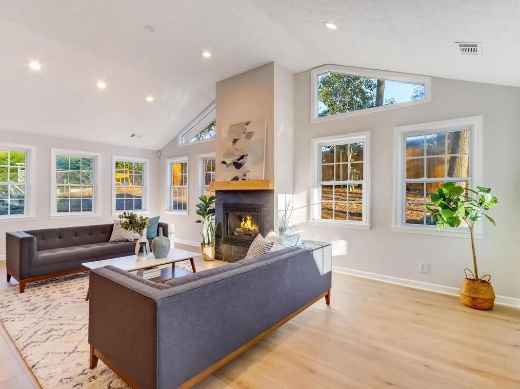 3299 Francine Dr, Decatur GA  30033-3355 exterior