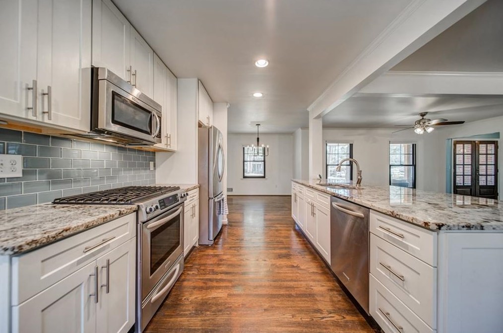 1826 Ramble Ct, Decatur GA  30033-1117 exterior