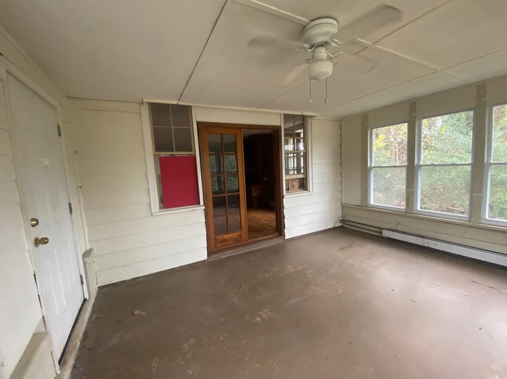 4304 Mercer Rd, Decatur GA  30035-1510 exterior