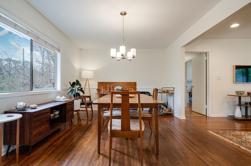 3099 Mount Olive Dr, Decatur GA  30033-3027 exterior