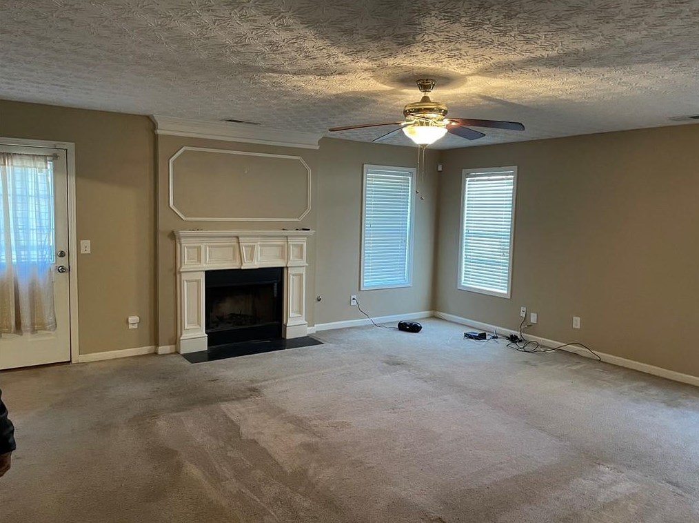 4092 Riverside Pkwy, Decatur GA  30034-6799 exterior