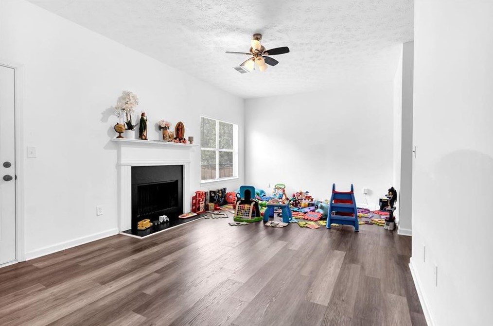 4886 Creekside Pl, Decatur GA  30035-3656 exterior