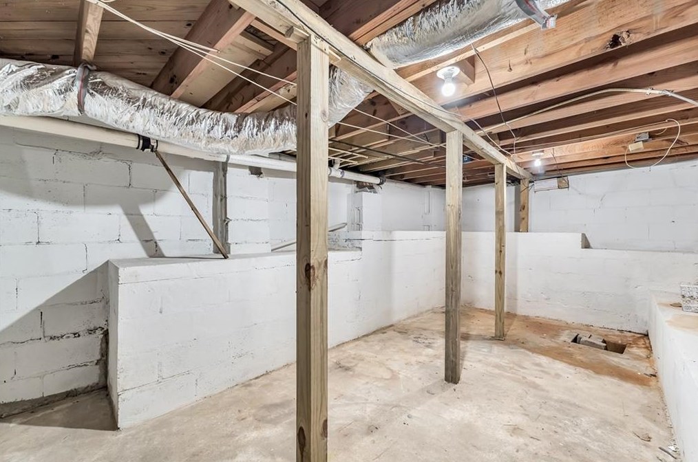 3118 Toney Dr, Decatur GA  30032-6712 exterior