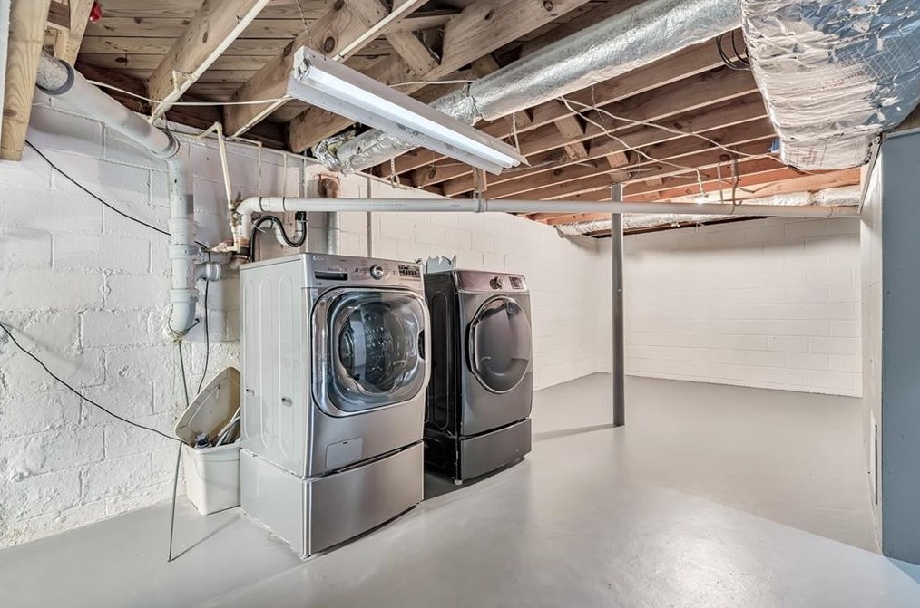 3118 Toney Dr, Decatur GA  30032-6712 exterior