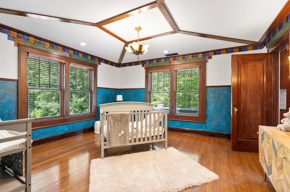 2665 Northside Dr, Atlanta GA  30305-3515 exterior