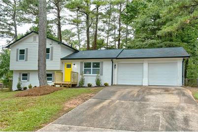 2592 Candler Woods Drive, Decatur, GA 30032 - Photo 1