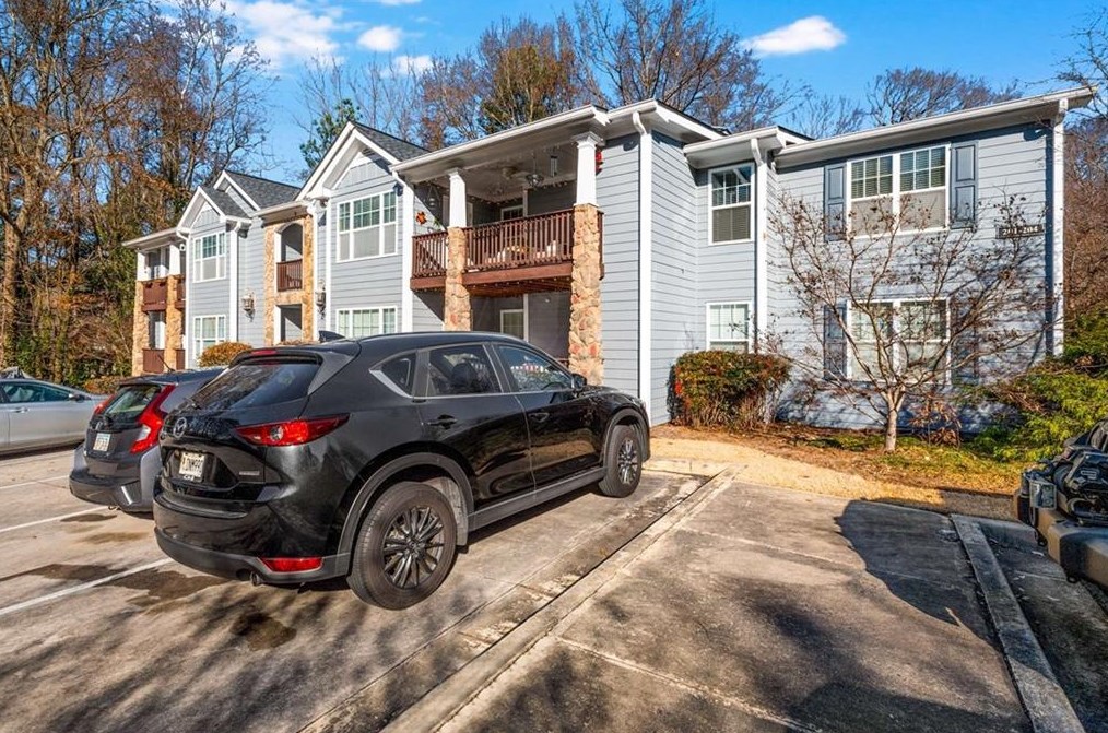 204 Madison Ln, Smyrna GA  30080-7863 exterior