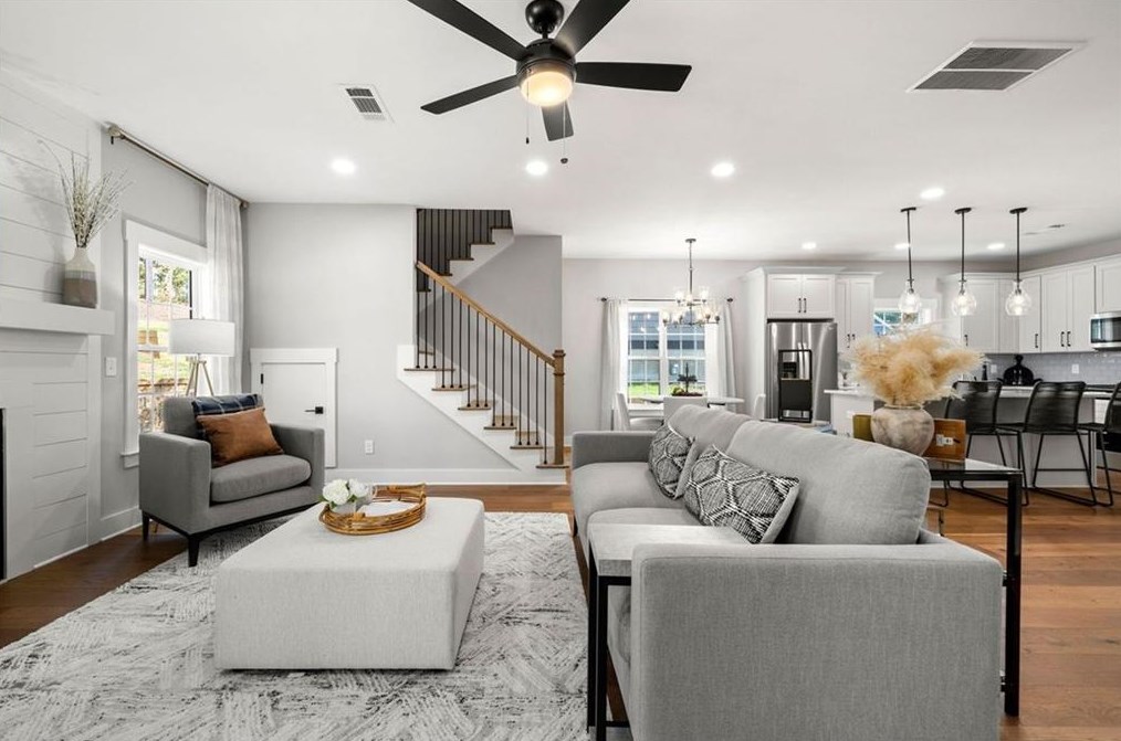 2448 Ml Bnd, Decatur GA 30034-1107 exterior